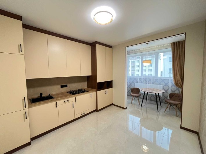 Продаж 1-к квартири в ЖК "Рауш" (Озерна) - фото 1