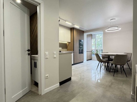 Неймовірно стильна квартира в ЦЕНТРІ МІСТА!! Хмельницкий