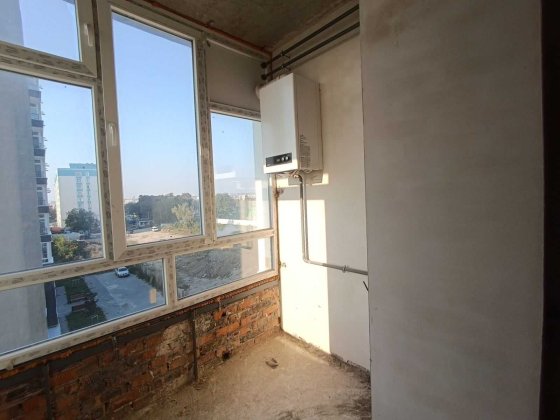 1к, зданий будинок, мінімальне оформлення, зручний поверх Хмельницький