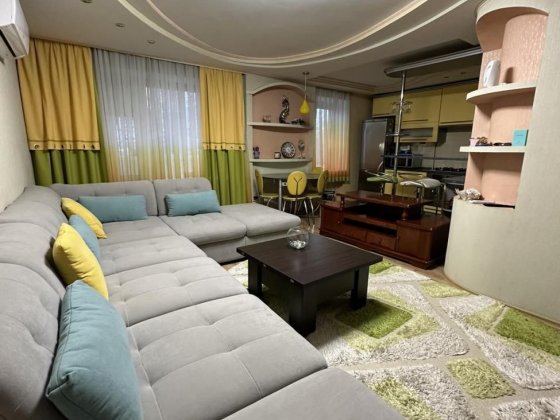 Продається трикімнатна квартира в Центрі міста! Хмельницкий