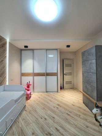 Стильна простора 3к з закритою териморією. Мінімальне оф. 37760 - фото 1