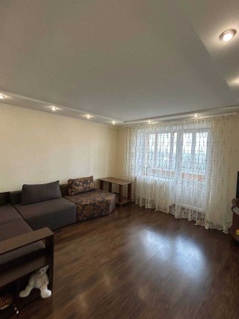 Продаж 3-кімнатної квартири з капітальним ремонтом, район Ракове - фото 1