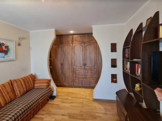 2к. Виставка, СВ, РЕМОНТ!

ID: 32864 ZVO Хмельницкий