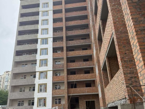 1к, зручний поверх, 1/10, ще діє переуступка, телефонуй Хмельницький