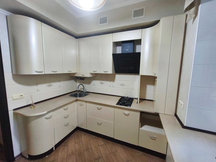 2к Кам'янецька 60м2 , якісний ремонт, меблі+ техніка! - фото 1