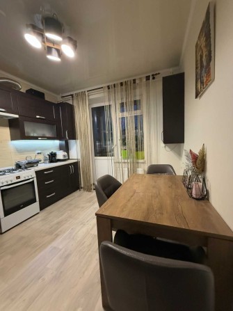 Продам квартиру в прекрасному місці - біля ТЦ " Агора " , ід: 41601 - фото 1