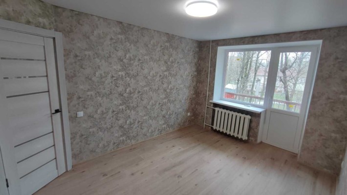 ТЕРМІНОВО Новий ремонт, середній поверх 45м2 - фото 1