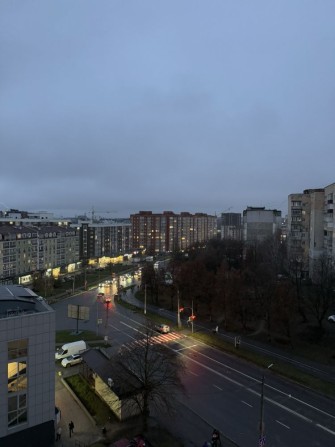 НАЙКРАЩА пропозиція на Озерній, із ремонтом, виглядом, коміркою! - фото 1