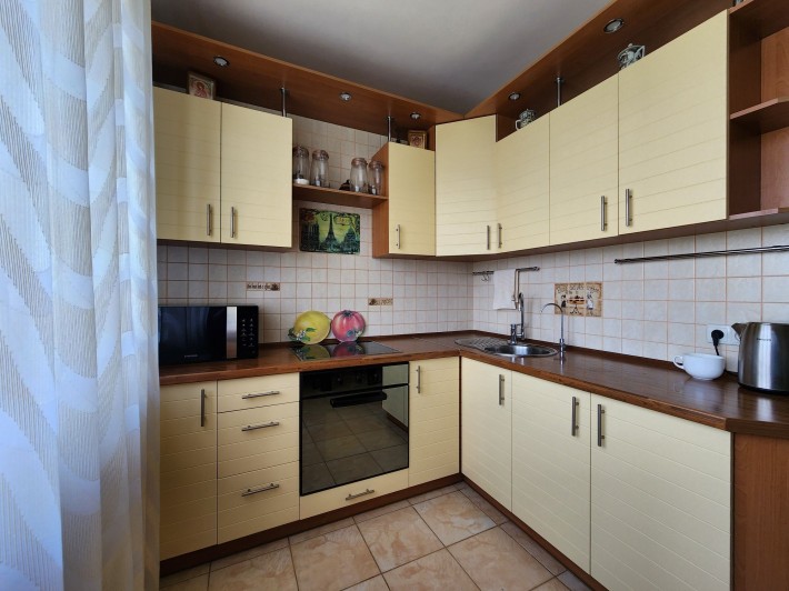 3 - комнатная квартира с евроремонтом у м.Дворец спорта - фото 1