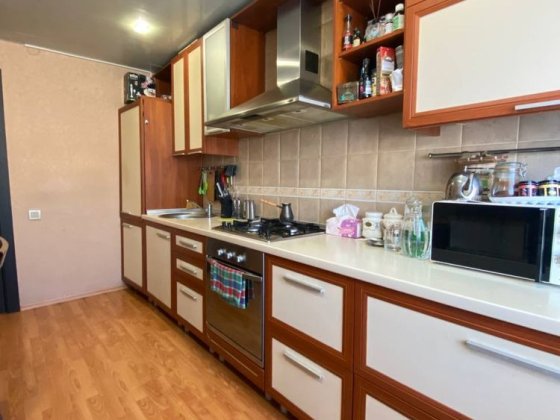 Продам 3-к квартиру на Левобережном-3 Слобожанське