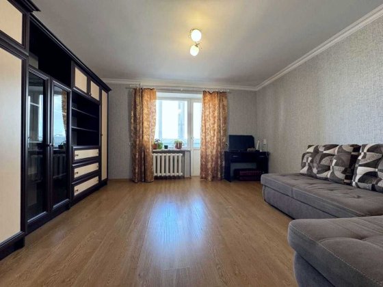 Продам 3-к квартиру с ремонтом по ул. 8-го Марта, Слобожанское Слобожанське