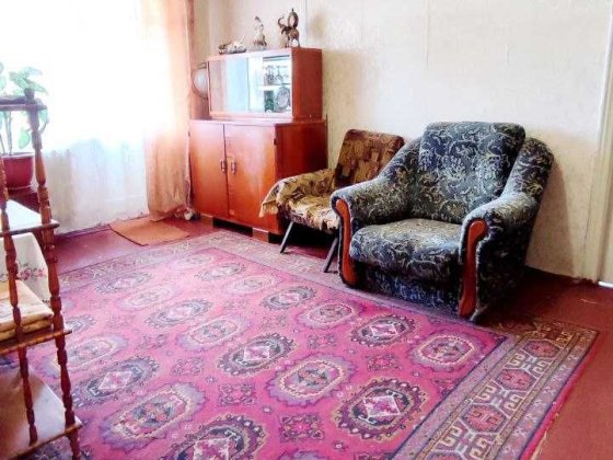 Продам 2 ком.квартиру ул.Роторная ж/м Приднепровск Старые Кодаки