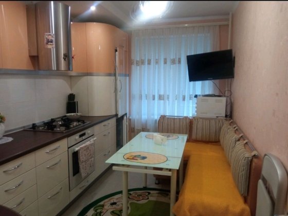 Продам 3х ком.квартиру с ремонтом и мебелью на улице 20 летняя Победы Старые Кодаки