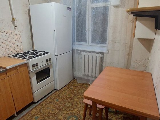 Продам 1 к.кв.Синельниково