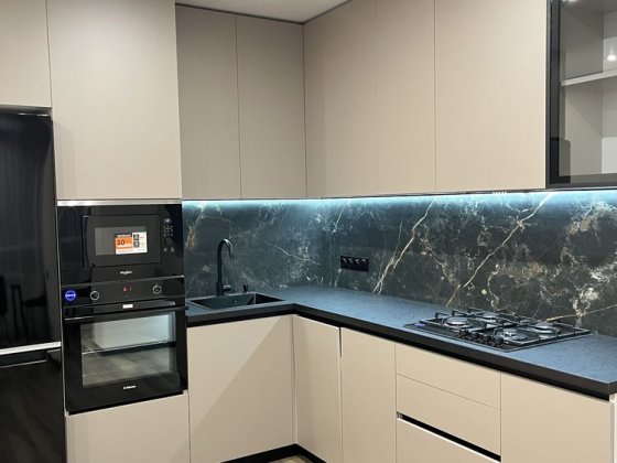 Продам 3-к квартиру з дизайнерським ремонтом ЖК Дніпровська Брама 2 Слобожанське