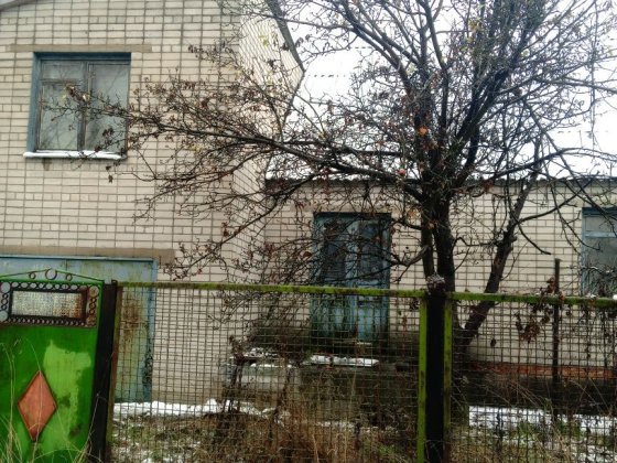 Продам 2 поверховий будинок Верхнеднепровск