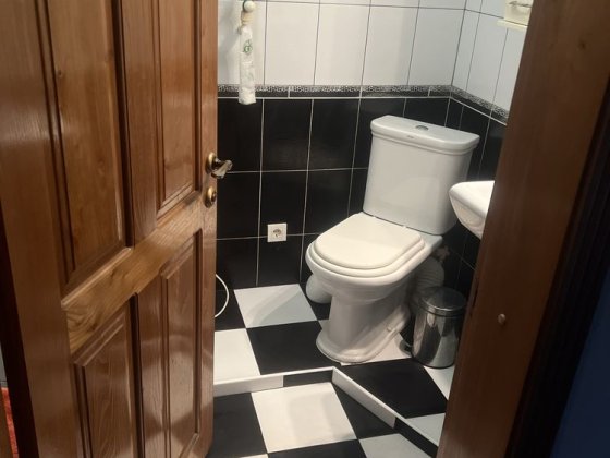 Продам квартиру теплую не угловую Апостолове