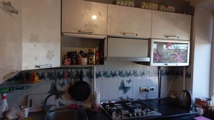 Продається 4-х кімнатна квартира місто Тернівка - фото 1