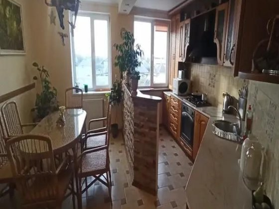 4-к, Борканюка вул., 12/2, Минай