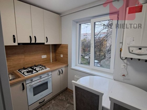 Продаж двокімнатної квартири м.Чоп Чоп