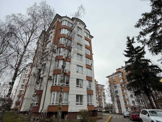 Калинова Слобода,Двірська 2-кім Сирець! Криховцы