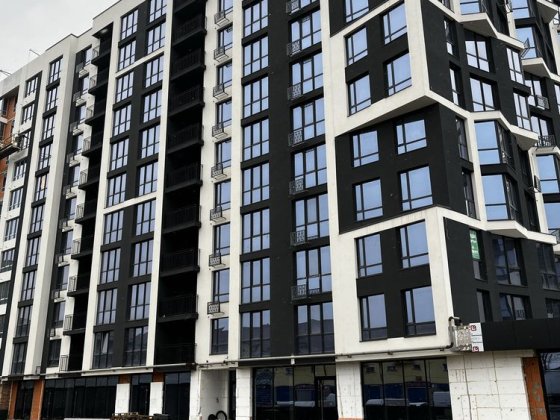 Здана 2х кімнатна квартира, Паркова Алея Угорники