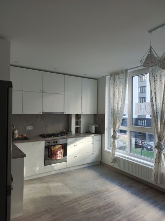 Однокімнатна квартира з ремонтом. Паркова алея - фото 1