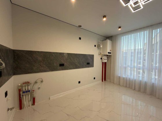 Дешево! 1 кімнатна з ремонтом ЖК Паркова Алея Угорники