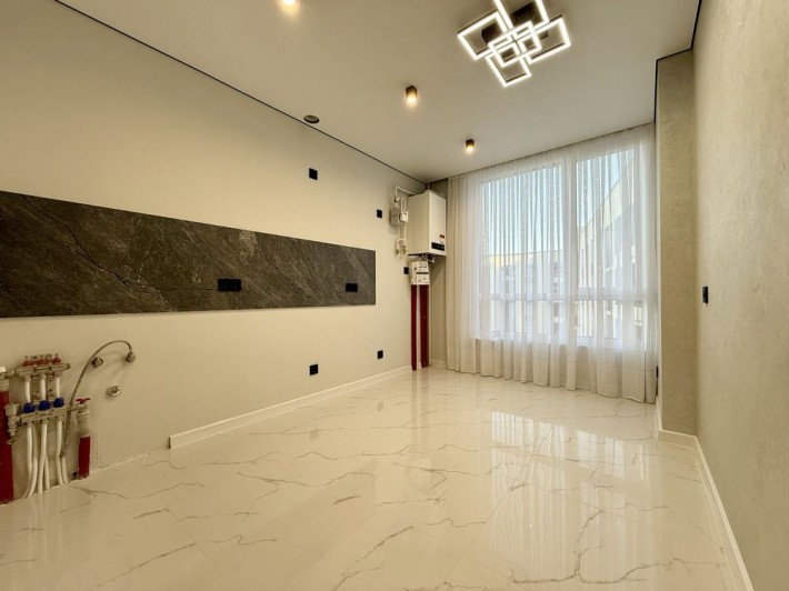 Терміново! Стильна півторачка з якісним ремонтом в ЖК Паркова Алея! - фото 1