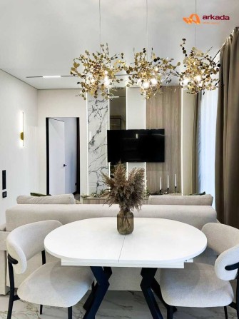 Продам стильну 2 кім. квартиру в ЖК Долішній з 0,5 сотки землі - фото 1