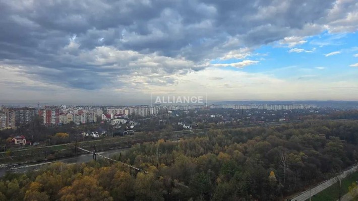 Неймовірно видова 1к квартира біля річки - фото 1