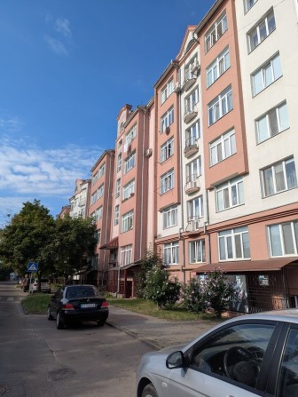 Продається 1 кімнатна квартира в затишному районі - фото 1