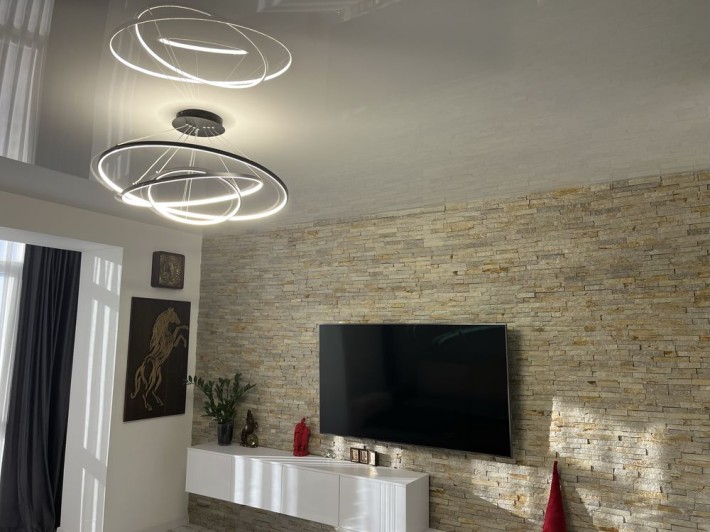 Двокімнатна квартира з меблями та технікою - фото 1