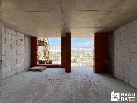 Терміновий продаж неподалік озера та парку Крихівці