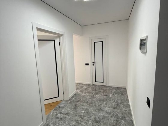 Продається 1 кв з ремонтом Жк Ювілейний Угорники