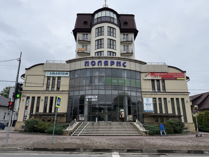 Простора видова 3-х кім. квартира в центрі Надвірни. - фото 1