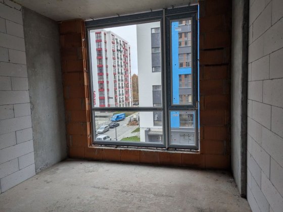 Терміново!  простора 3-к біля парку та озера! розтермінування 3 роки ! Криховцы