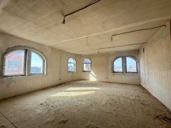 Простора трійка за доступною ціною в будинку клубного типу!!! Черниев