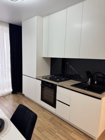 Продам 1к. квартиру, з ремонтом, меблями, технікою. Гатне. - фото 1