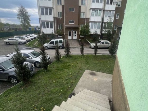 Продам квартиру з власним виходом Ворзель