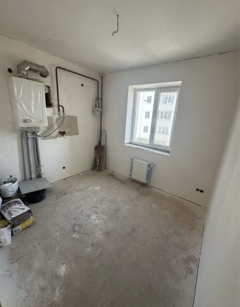 Акційна пропозиція з газом! Квартира з частковим ремонтом! - фото 1