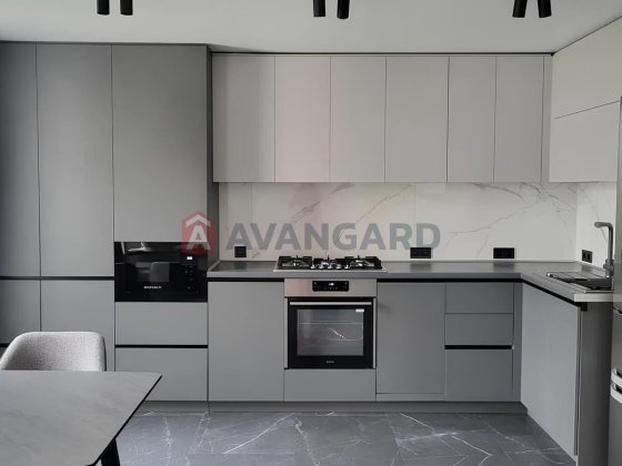 Продаж 4-кімнатної квартири з терасою в ЖК “Білий Шоколад” Білогородка