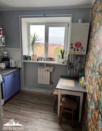 вул. Володимирівська. Міні 2к квартира з ремонтом. Терміновий продаж - фото 1