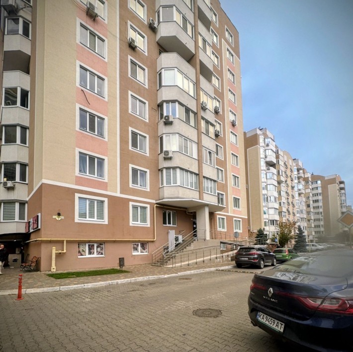 Квартира на продаж у Петрівському кварталі, Лесі Українки 2 - фото 1