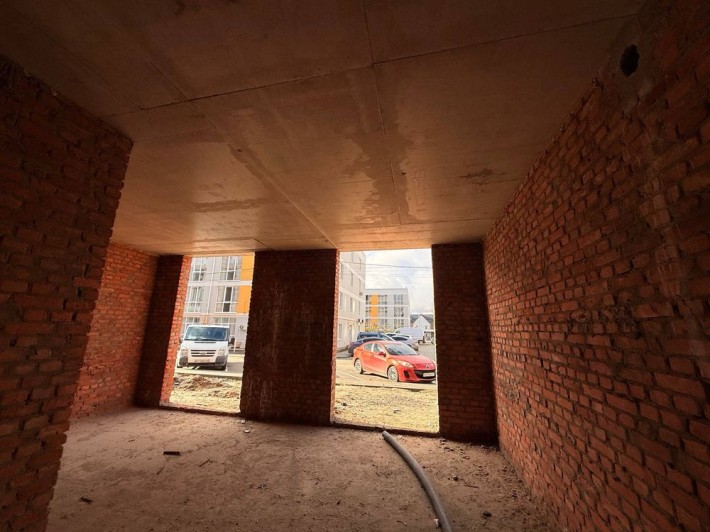 Квартира з власним подвірʼям  38.5м2 - 28900$ - фото 1