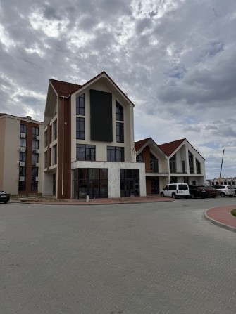 Квартира 70м2 з власним подвір’ям  жк Петрівський Резеденс - фото 1