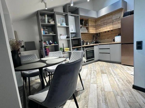 Продаж 1 кімнатна квартира з ремонтом Гореничі