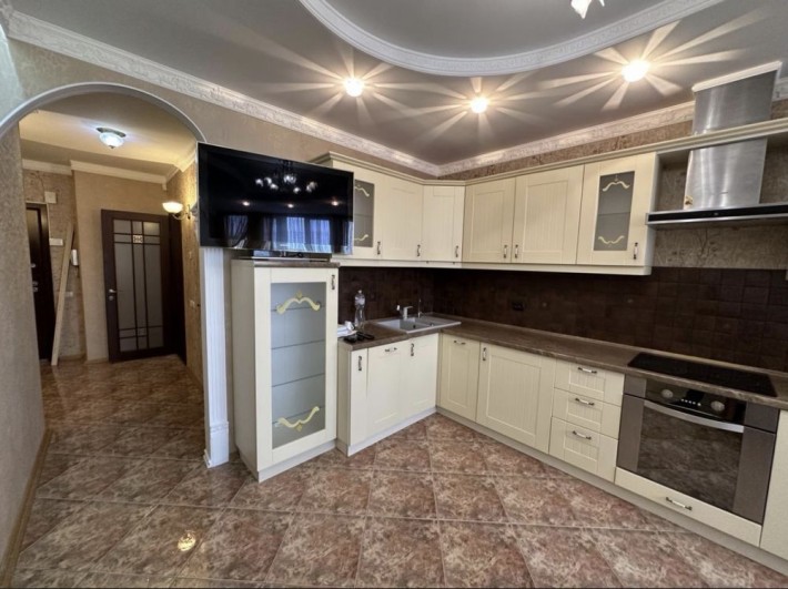 Продаж / Квартира  Київ, Голосіївський район, пр-т Науки, 69 - фото 1