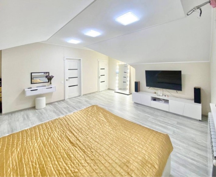 Сучасна Дворівнева квартира, 90 кв.м. БЕЗ КОМІСІЇ 0%, Святопетрівське! - фото 1