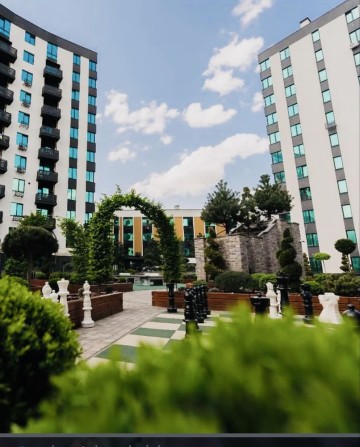 Продам 5ти кімнатну 2х поверхову квартиру в ЖК Уютний квартал. - фото 1